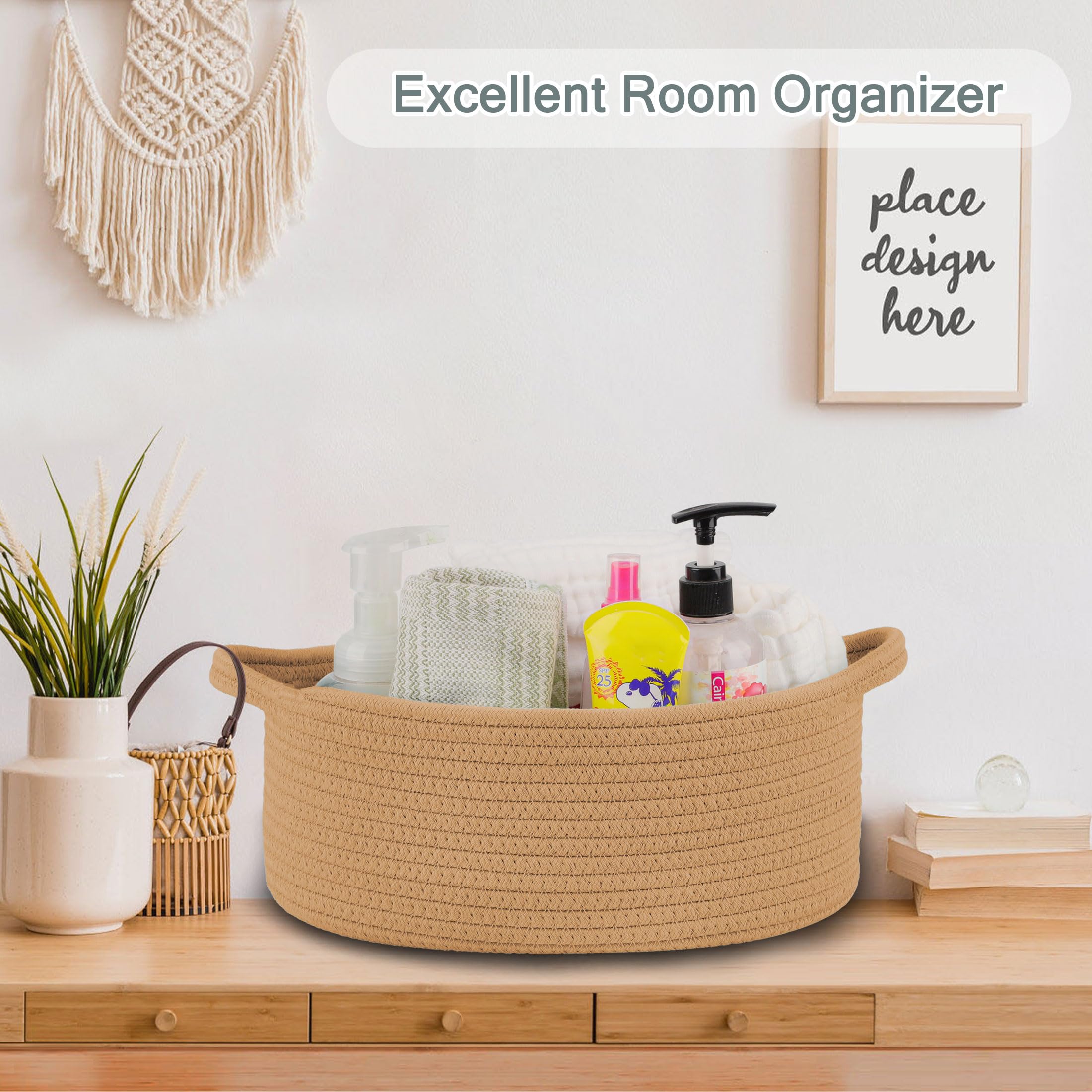 COMSE basket in living room demonstrates effective room organization.