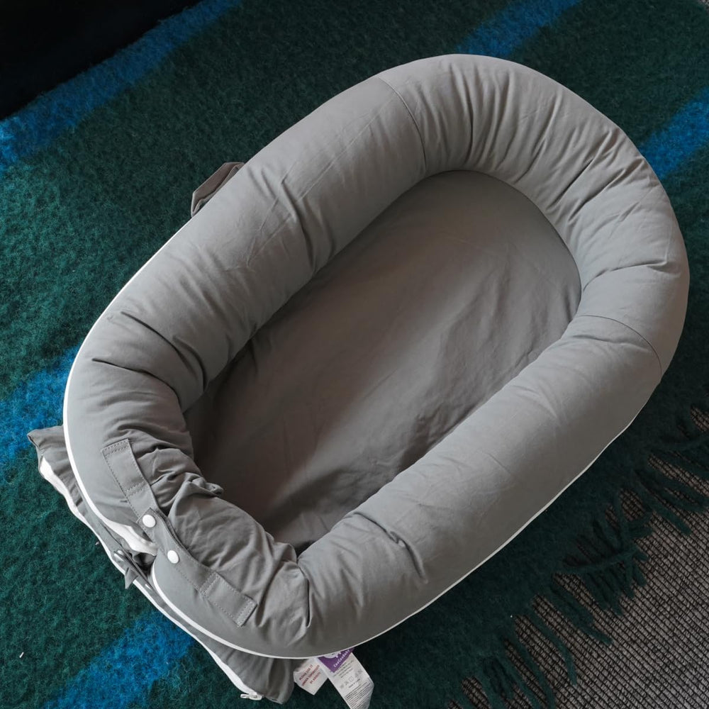 CooCooBaby Deluxe Lounger adjustable ends support growing babies through milestones.