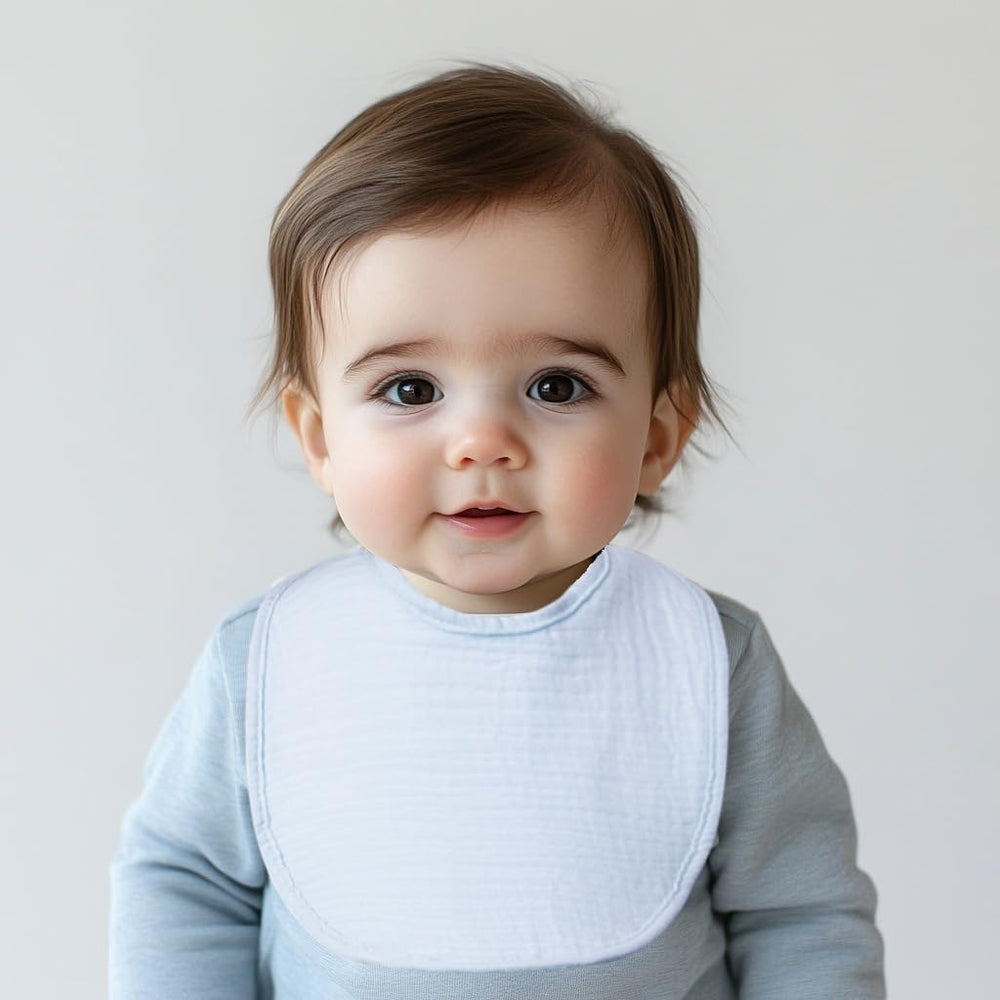 COOROBIN bibs classic-colors-display shows easy-matching outfits for boys and girls.