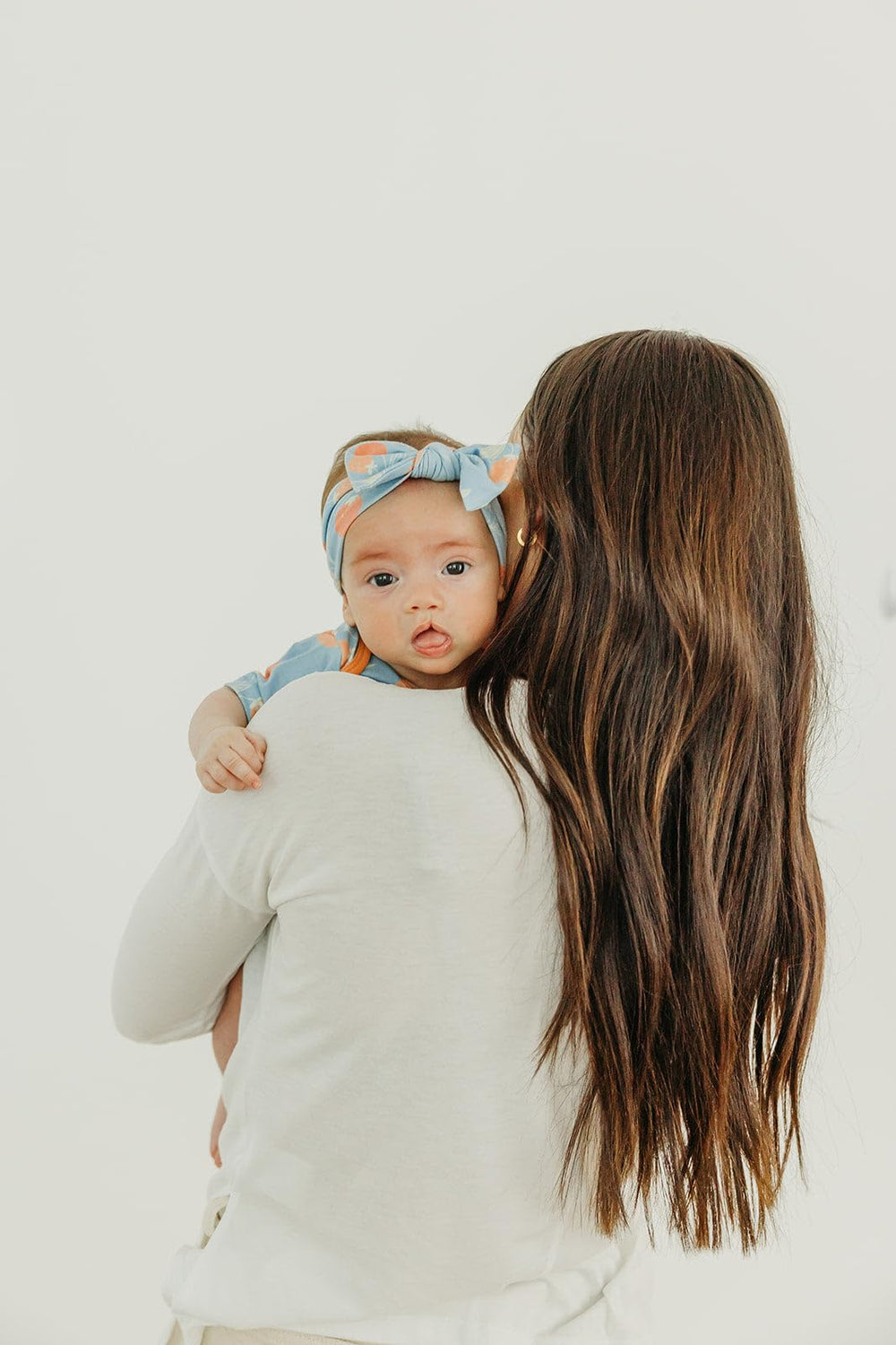 Copper Pearl baby bows coordinated-style-pairing: pairs with swaddles and car-seat-covers.