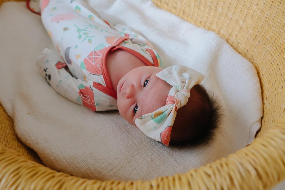 Copper Pearl baby bows gift packaging presents a ready-to-gift newborn accessory.