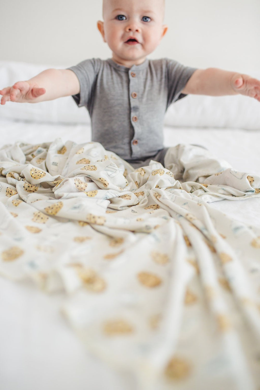 Copper Pearl Chip receiving blanket fold showcases size and drape for longevity