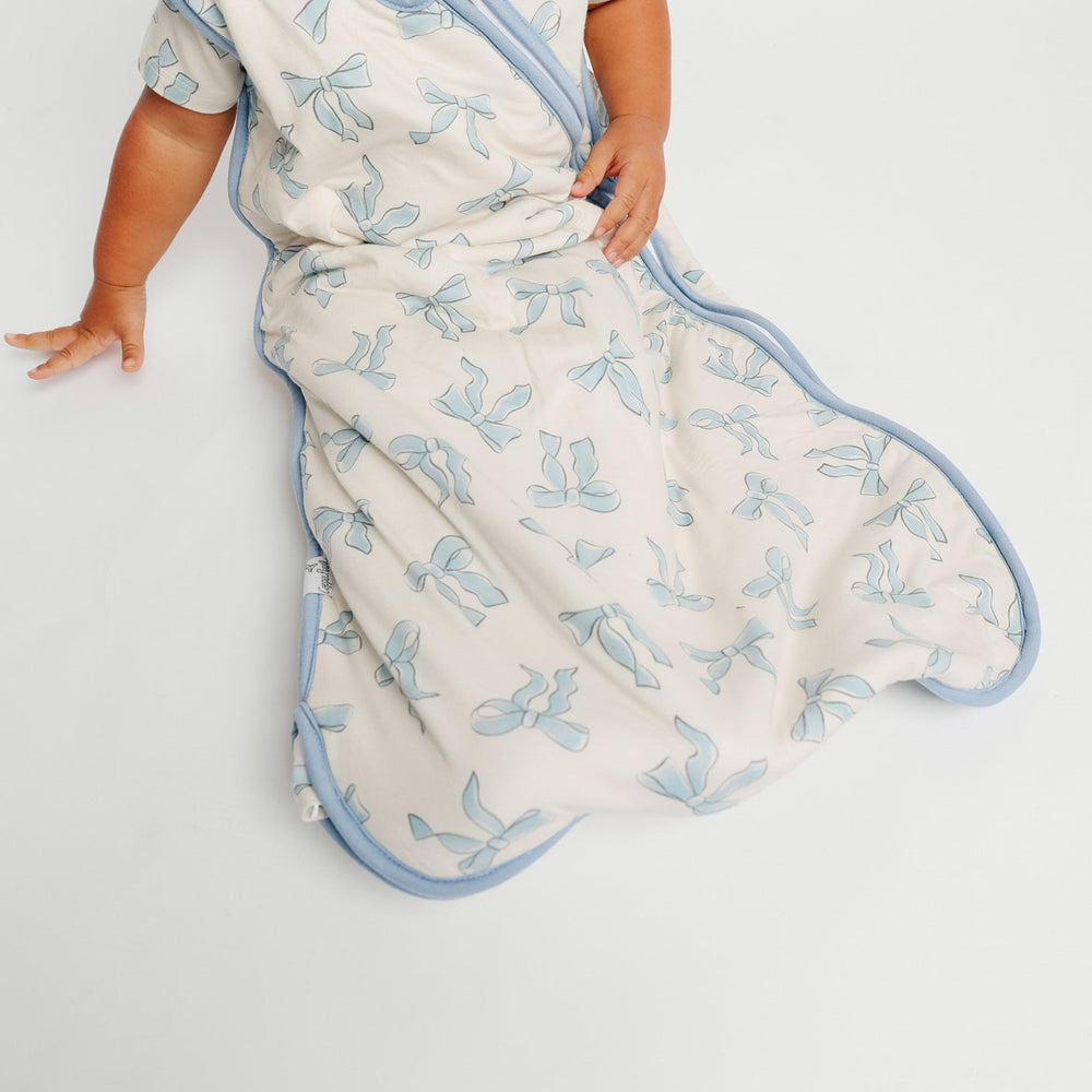 Copper Pearl Daphne 0-6 month size provides snug, safe coverage through early months.
