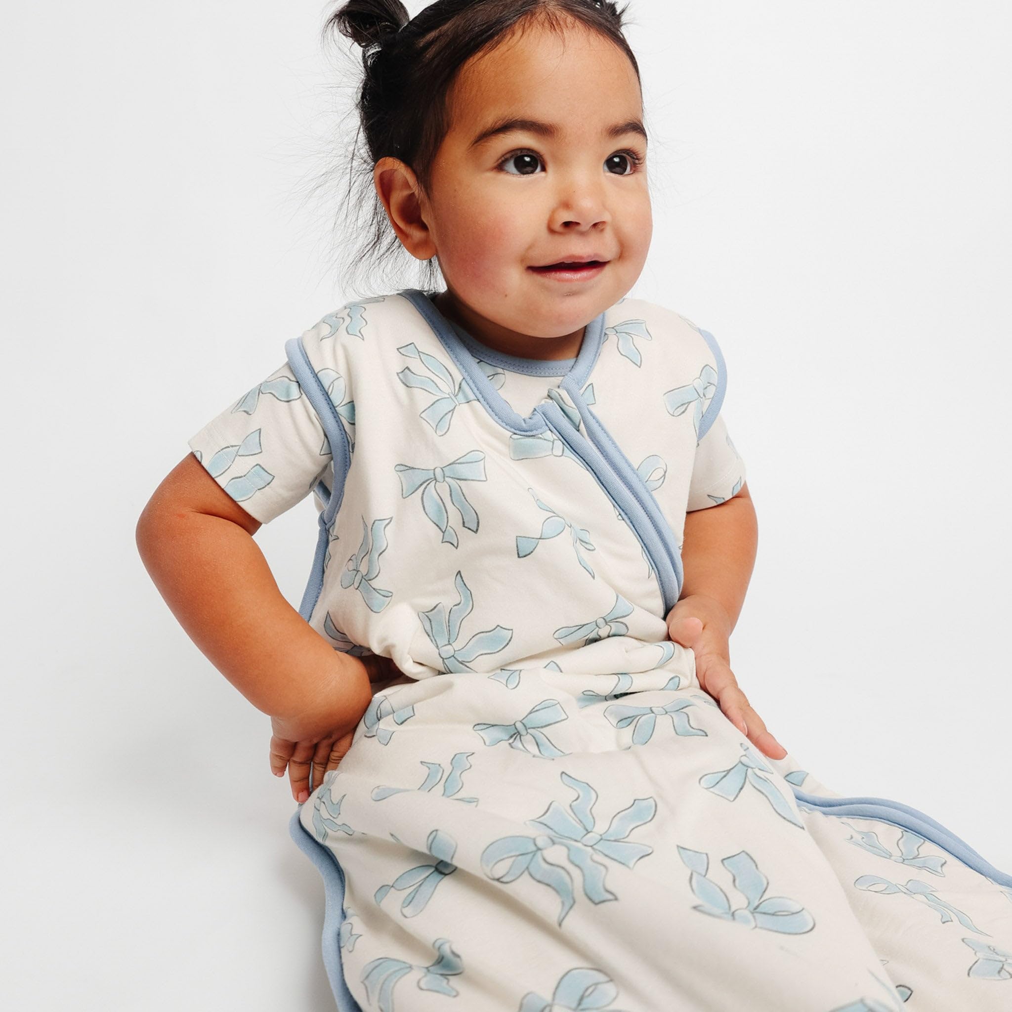 Copper Pearl Daphne tag-free neck detail reduces irritation for gentle bedtime comfort.