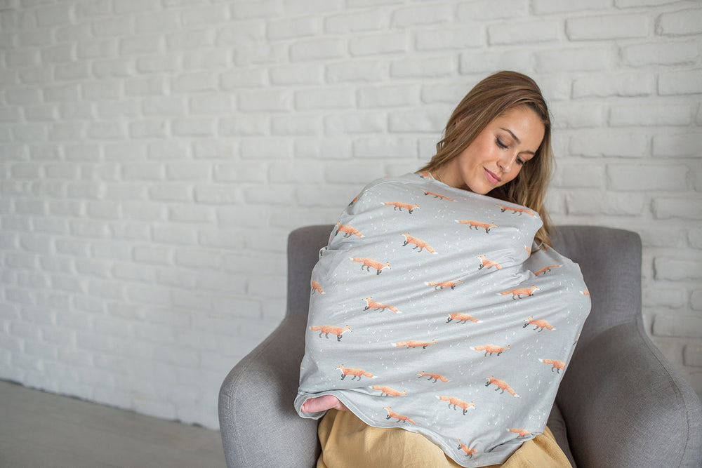 Copper Pearl easy-on-easy-off cover demonstrates quick setup for busy parents