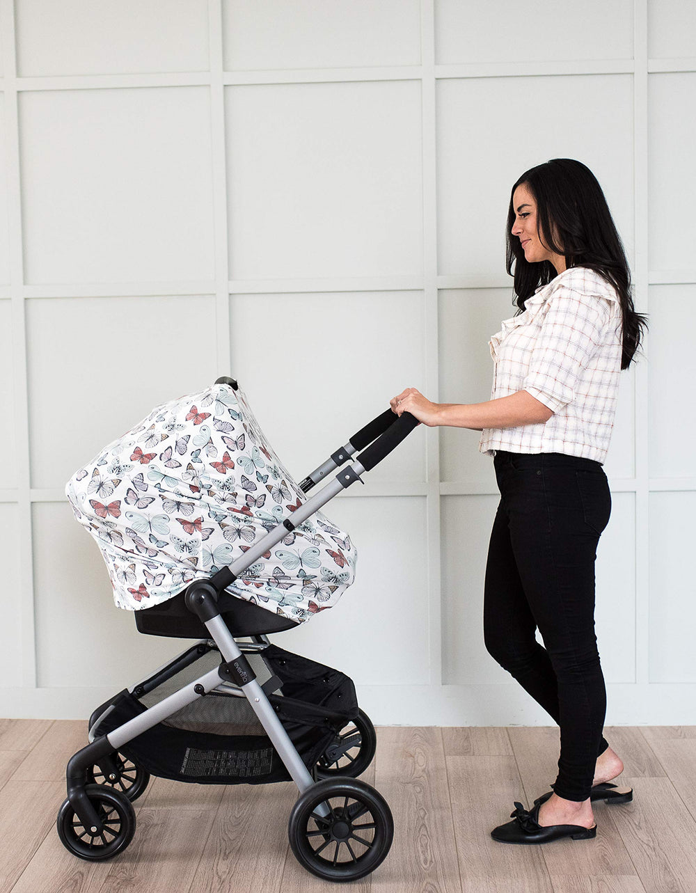 Copper Pearl easy-on-off nursing access closeup, quick setup for feeding.