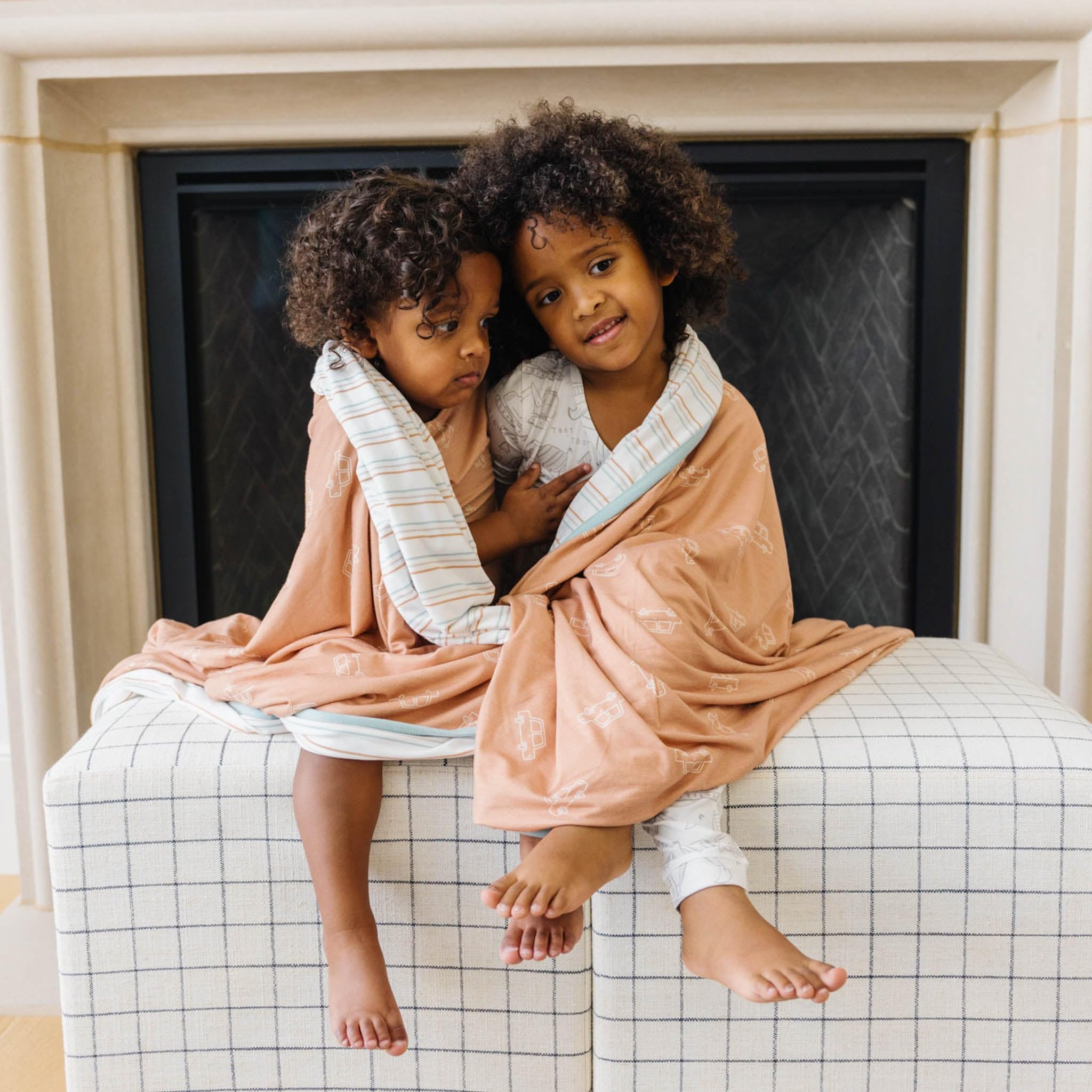 Copper Pearl Jumbo Knit Throw folded to 60x72 for versatile lounge comfort