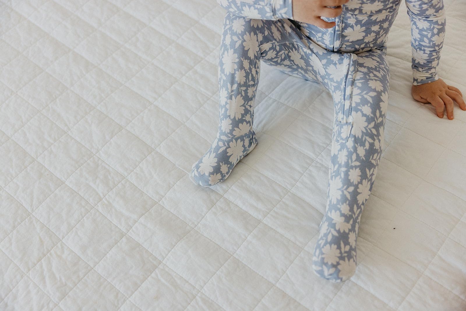 Copper Pearl Lacie size 12-18 months for toddlers' comfy nights.