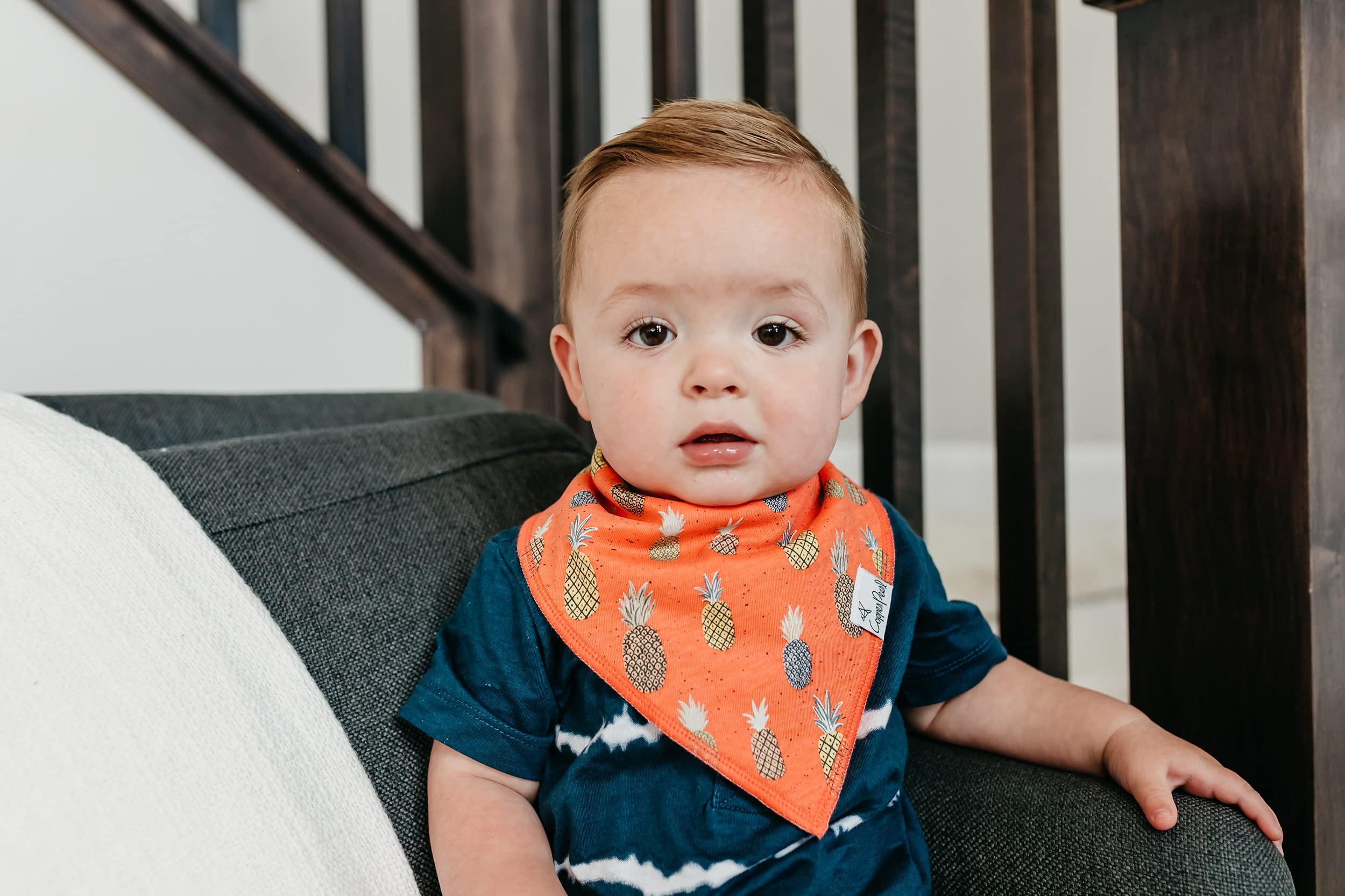 Copper Pearl Maui bandana bib packaging showcases a gift-ready four-pack.