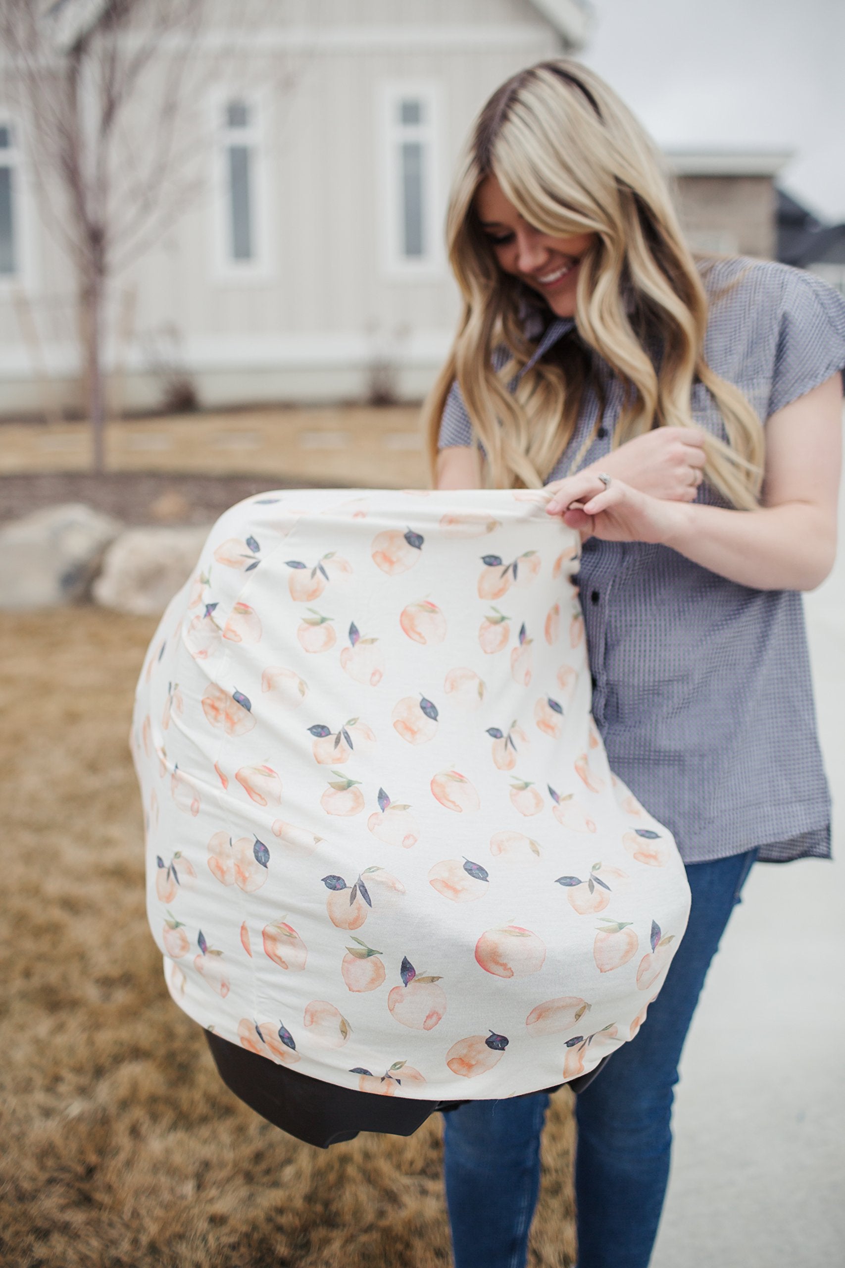 Copper Pearl compact-fold design stores easily in a bag or car console.