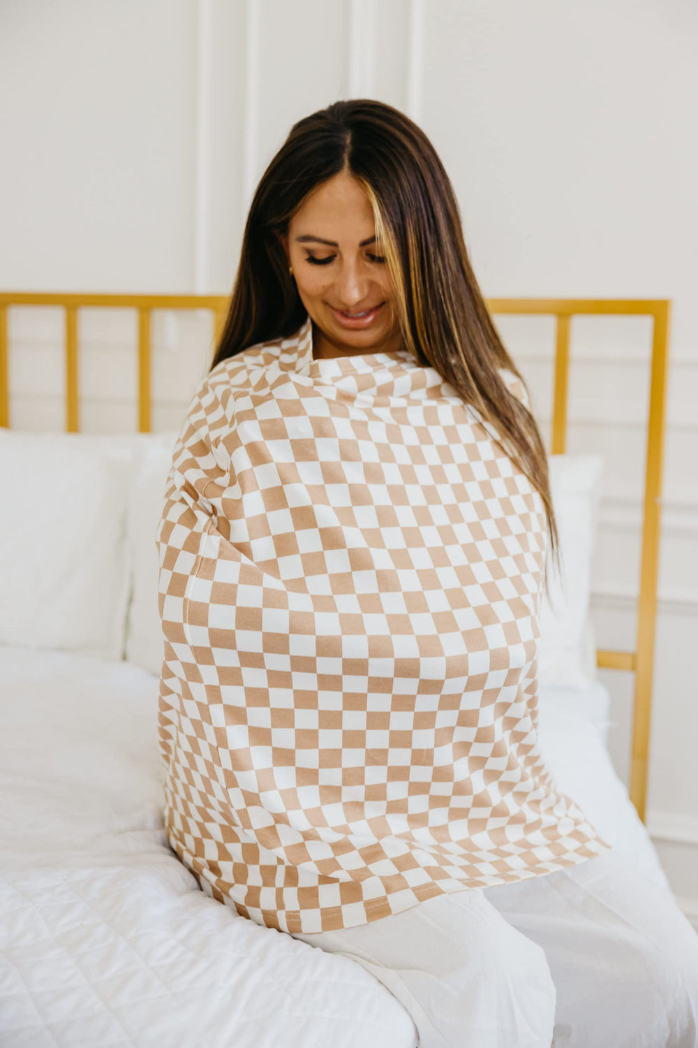 Copper Pearl folded-design shows compact storage for busy moms