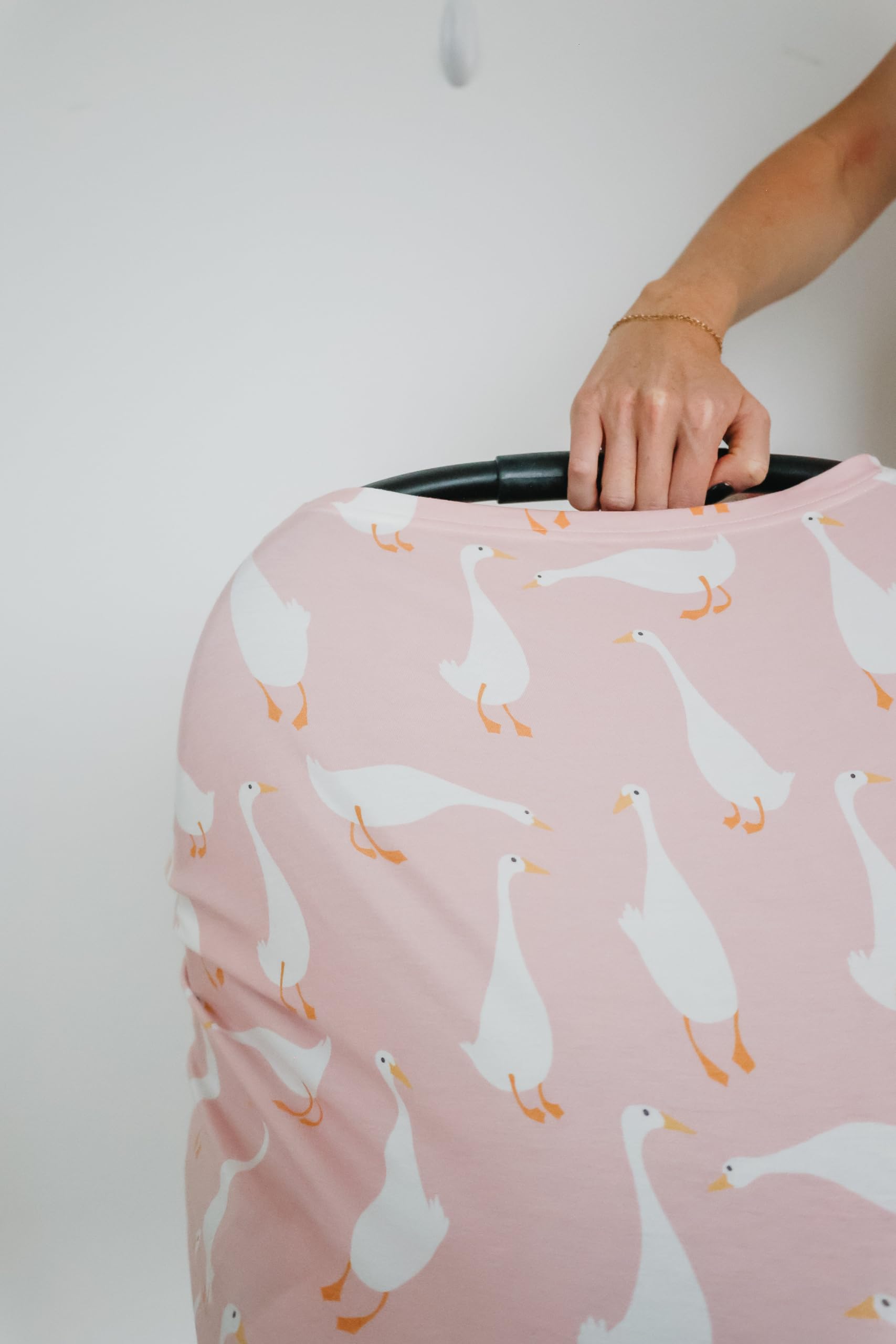 Copper Pearl shopping cart cover adds clean, comfy barrier for outings
