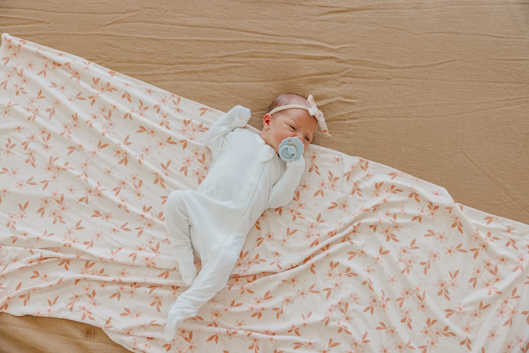 Copper Pearl Rue machine-washable blanket stays soft after cold wash.
