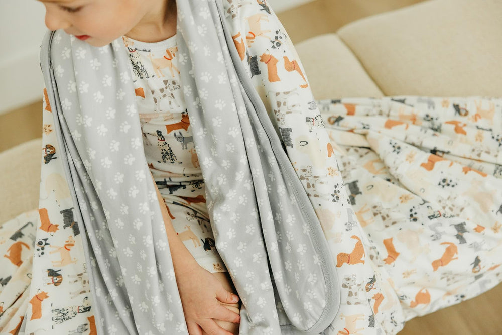 Copper Pearl Rufus blanket is machine-wash friendly for busy families.