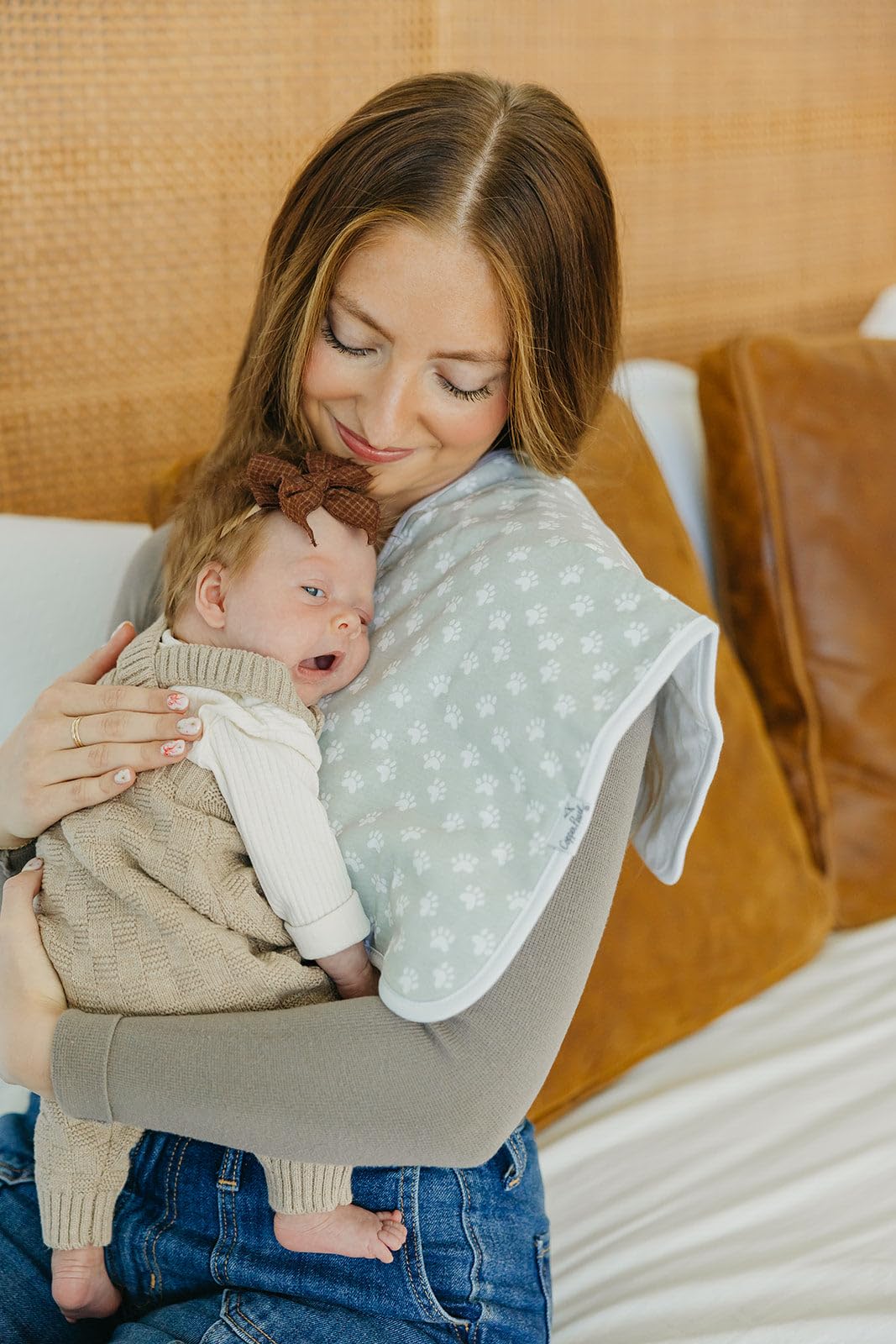 Copper Pearl Rufus three-layer construction emphasizes absorbency for drool and spit-up moments.