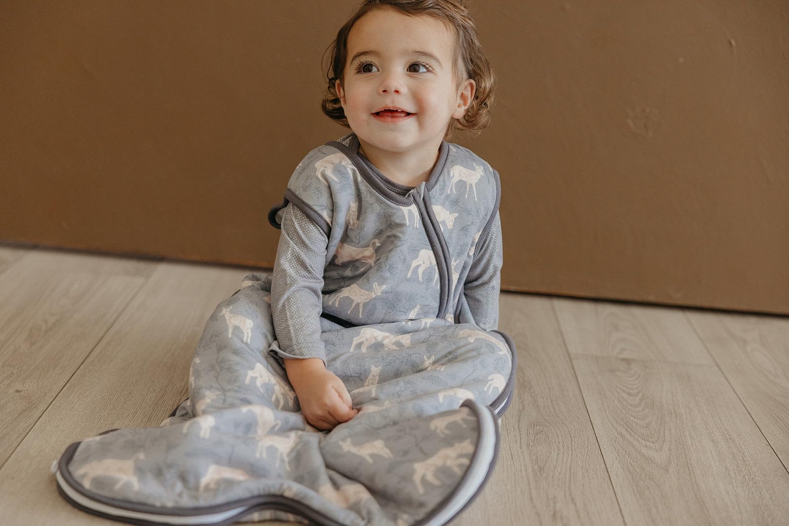 Copper Pearl Sleep Sack Timber three-layer fabric feels breathable and soft.