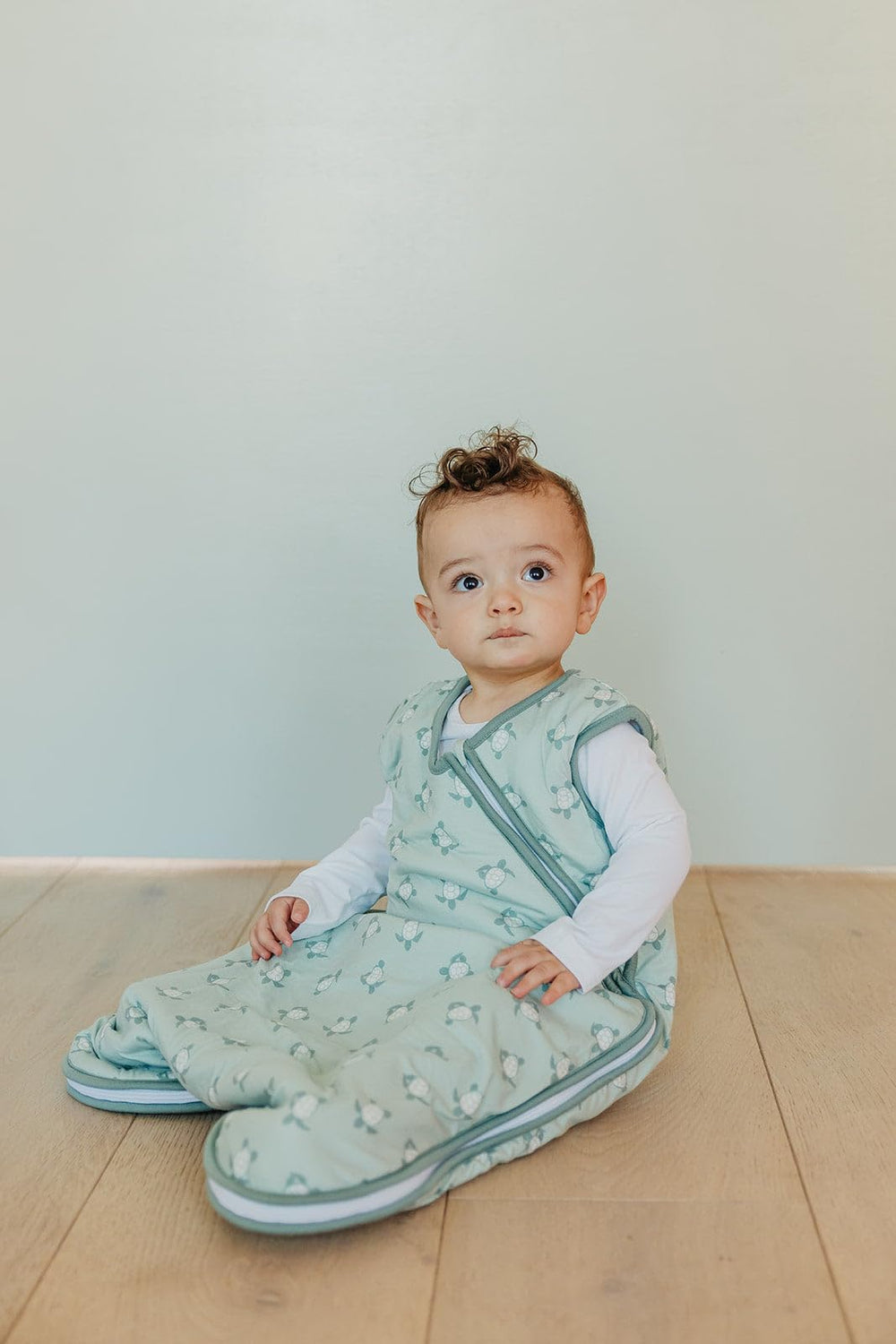 Copper Pearl Sleep Sack Wade zipper-cover demonstrates skin-safe protection during nightly use