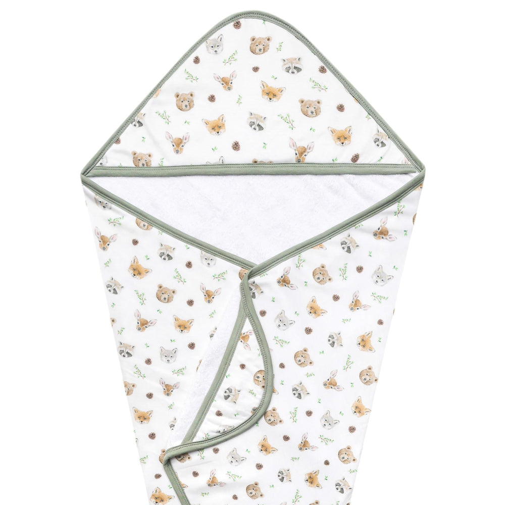 Copper Pearl Wilder knit hooded towel front view with cozy hood and pockets for bath-time warmth