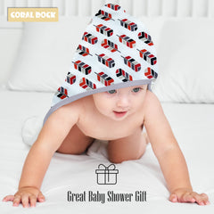 CORAL DOCK Absorbent newborn towels demonstrate superior water absorption after bath.