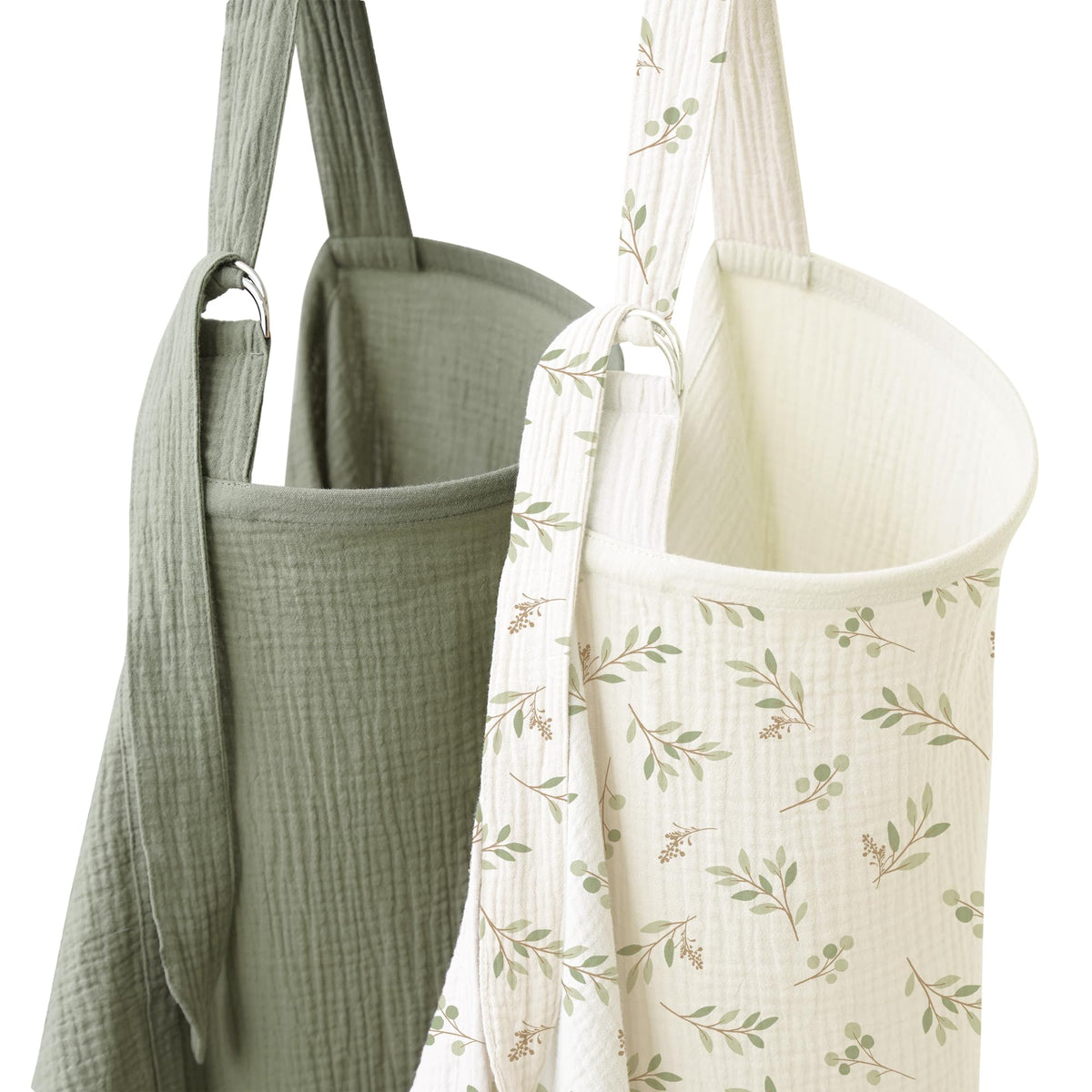 Coreeky muslin nursing cover packaging demonstrates portable privacy.