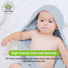 Cosy Family bamboo fiber towel close-up, ultra-soft and skin-friendly for gentle post-bath wear.