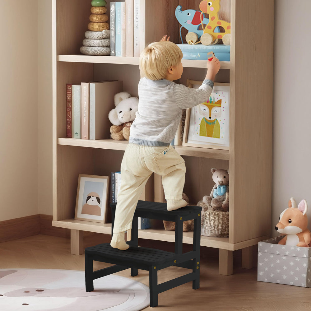 COSYLAND step stool supports potty training and toothbrushing routines