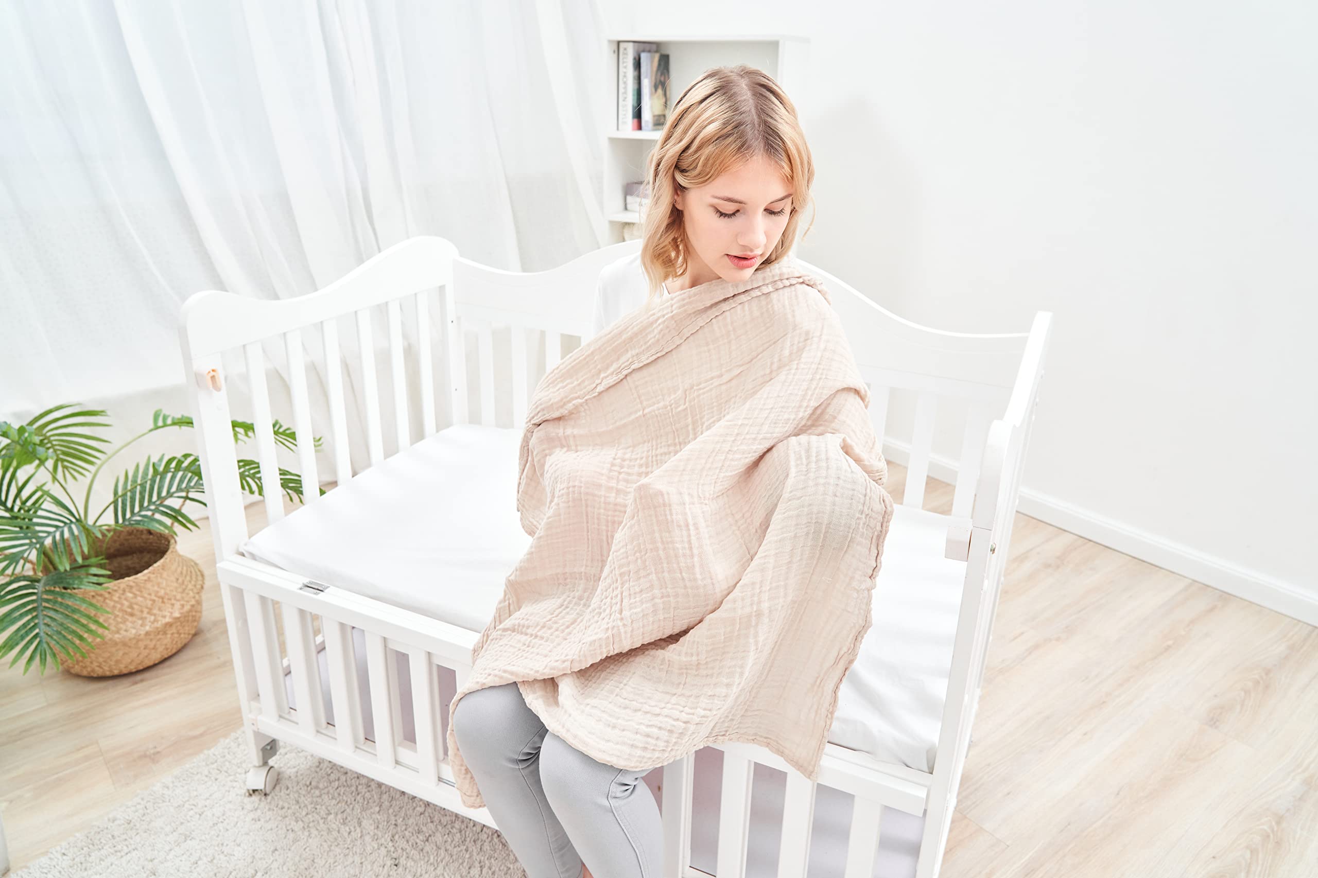 CottCare nursing cover doubles as sun shade for baby