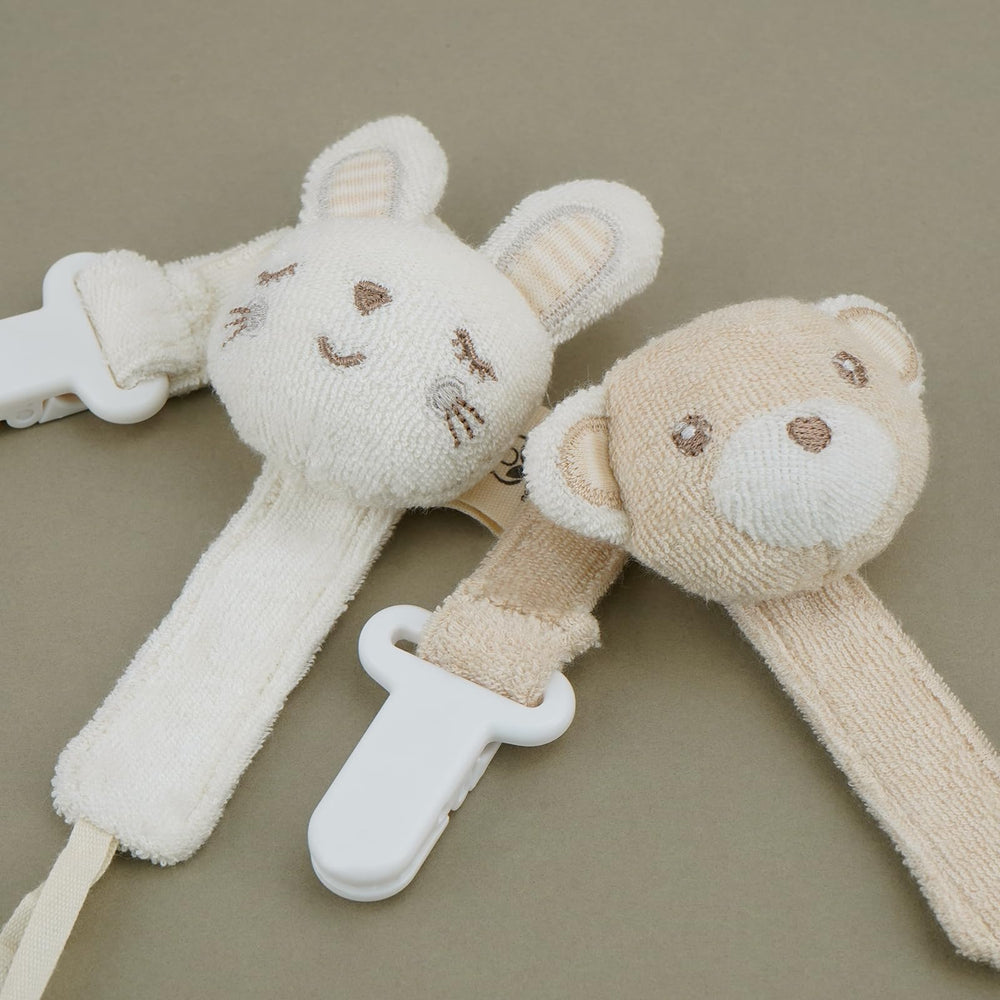 COTTONBEBE pacifier clip features a strong rust-resistant plastic clip