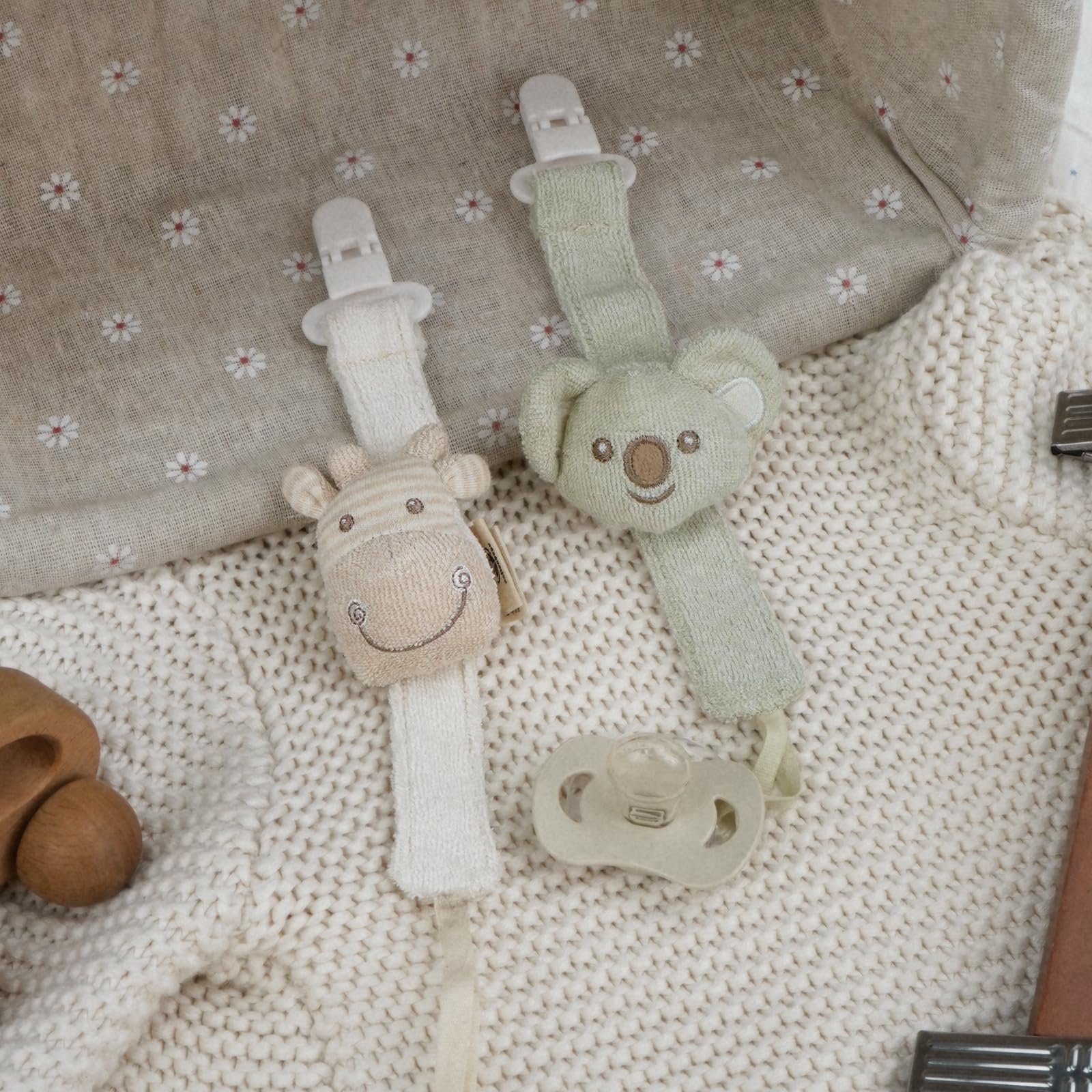 COTTONBEBE pacifier clip ready for teether compatibility