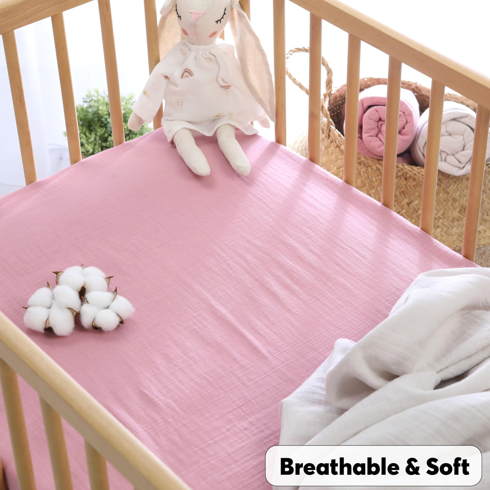 Cottonsis organic Turkish cotton texture closeup shows breathable, soft fibers.