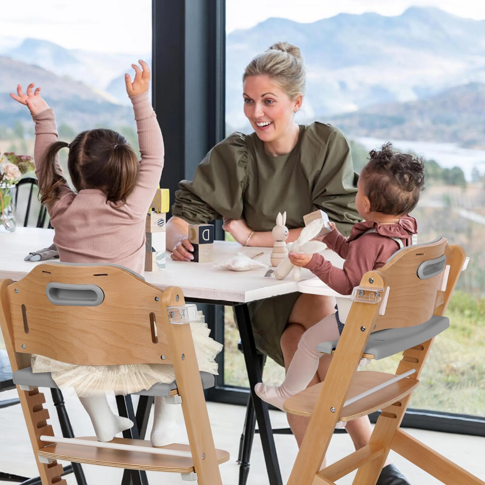 Cowiewie EVA cushions are stain-resistant and waterproof