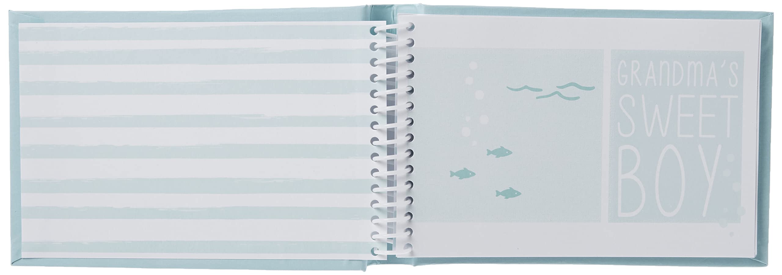 C.R. Gibson Carter's Blue Under The Sea interior pages showcases space for up to 40 photos.
