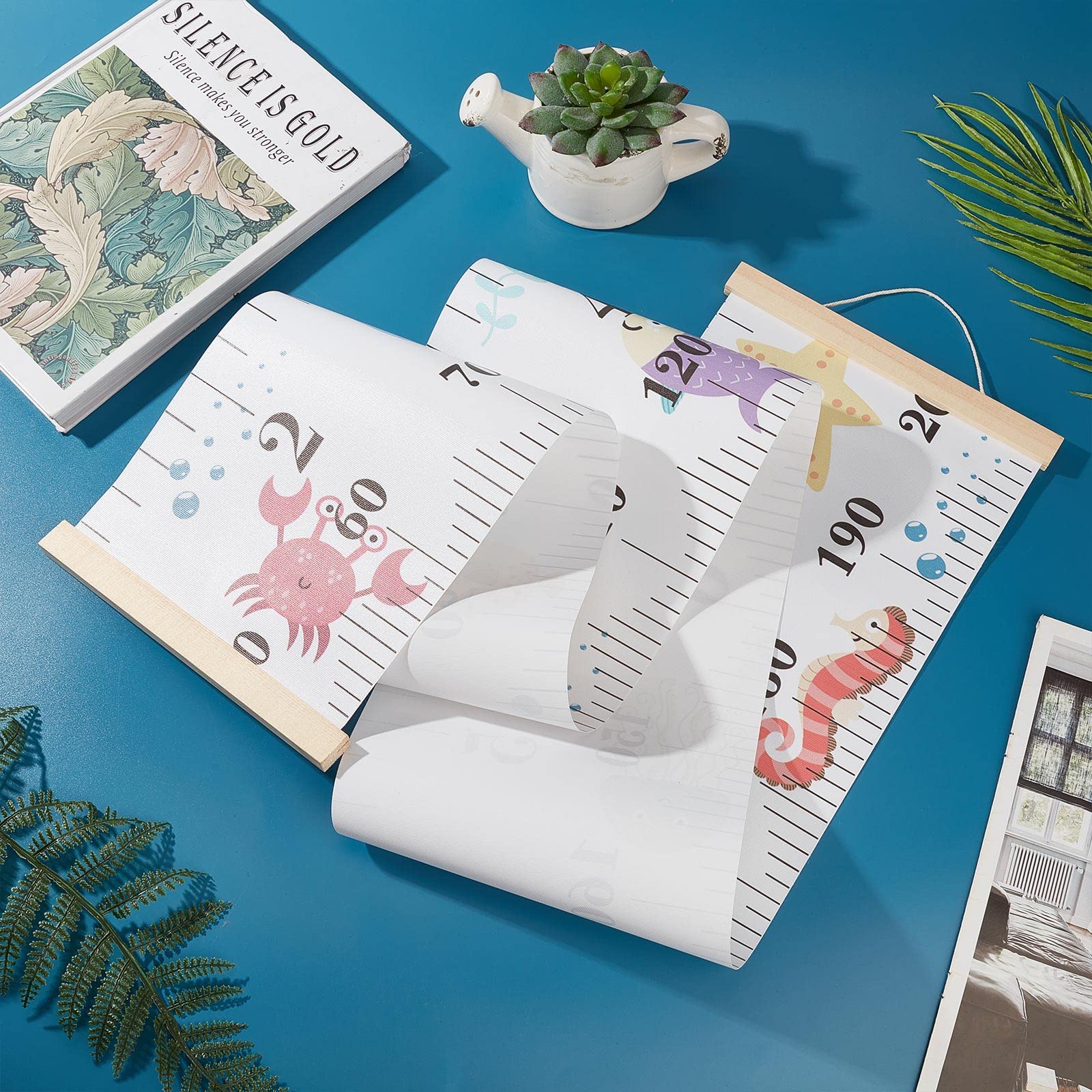 CREATCABIN rolling storage design keeps spaces tidy and the chart portable.