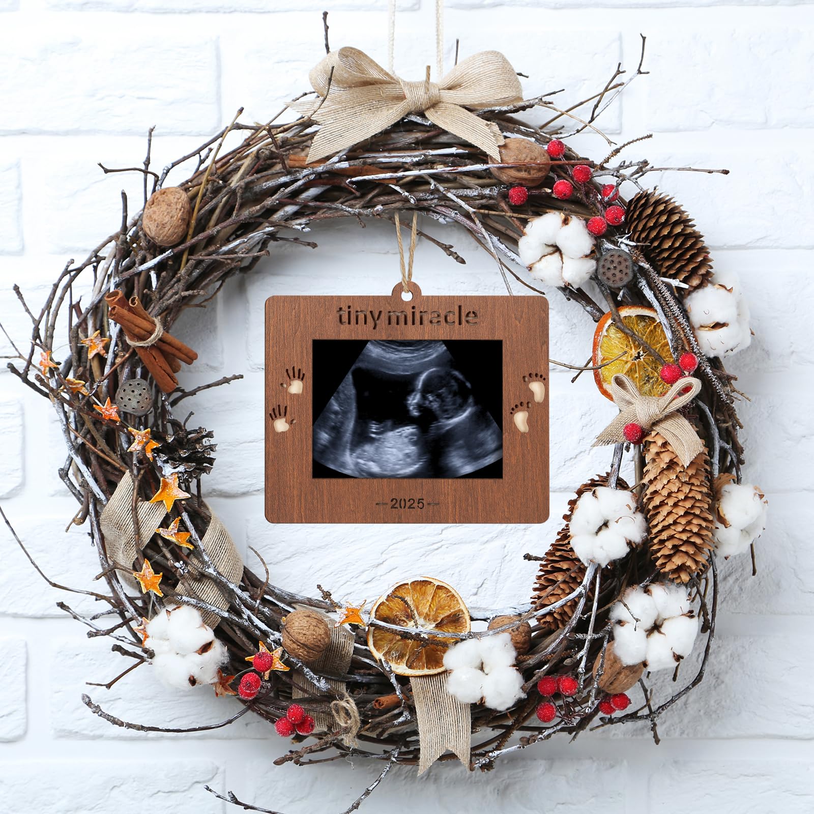 Creawoo Tiny Miracle frame carved hands and feet detail for display