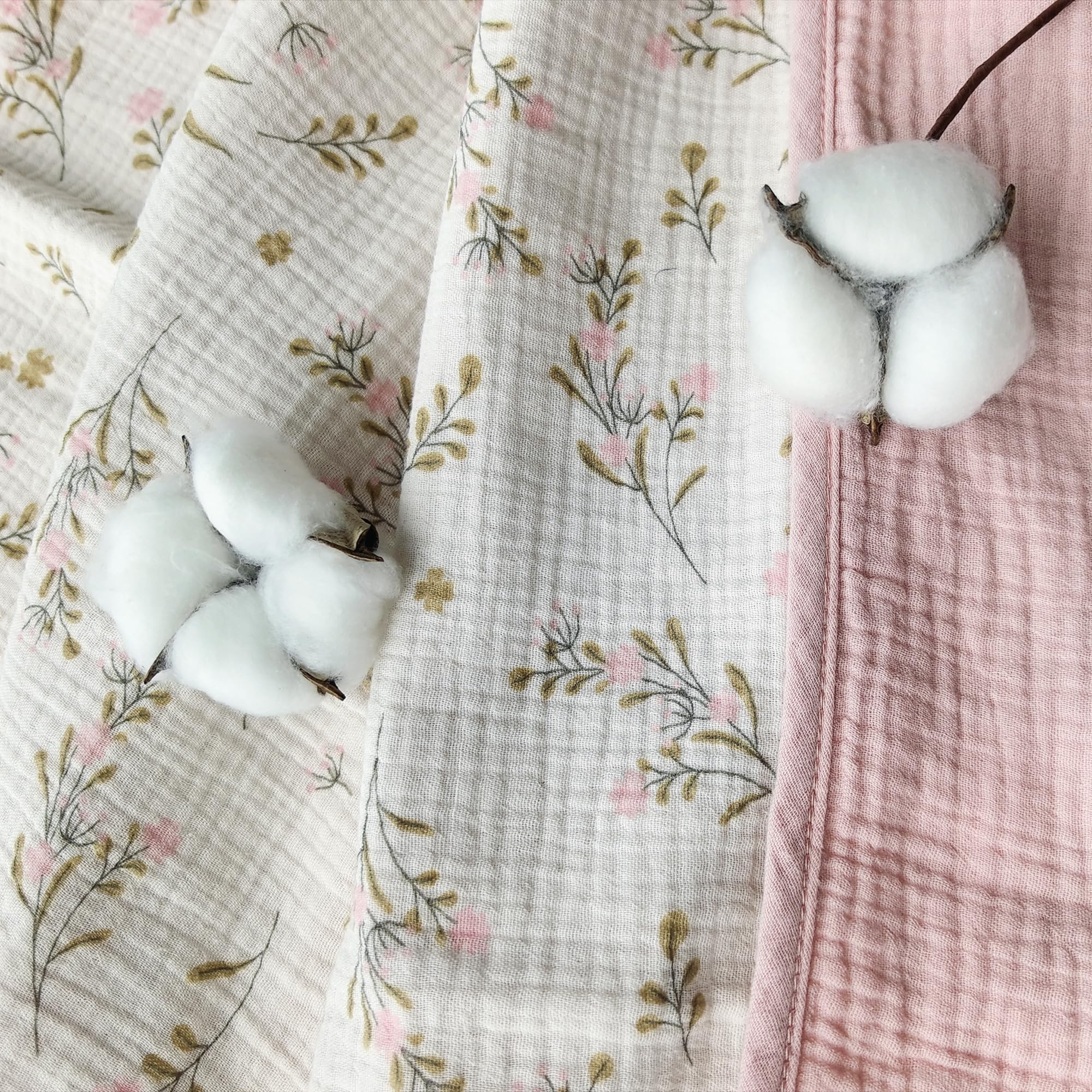 CREVENT baby blanket gift-ready option shown with packaging for celebrations.