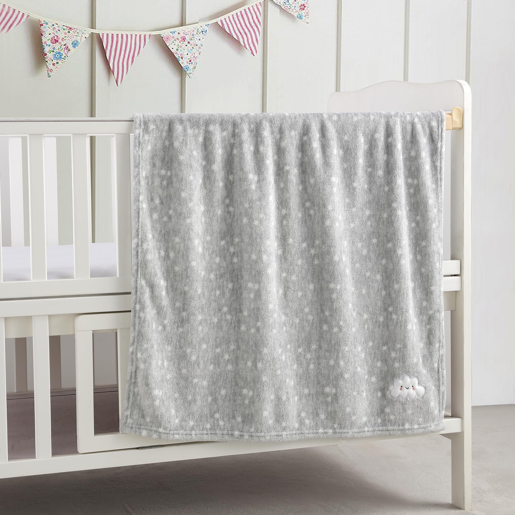 CREVENT grey cloud design folded blanket for cozy naps.