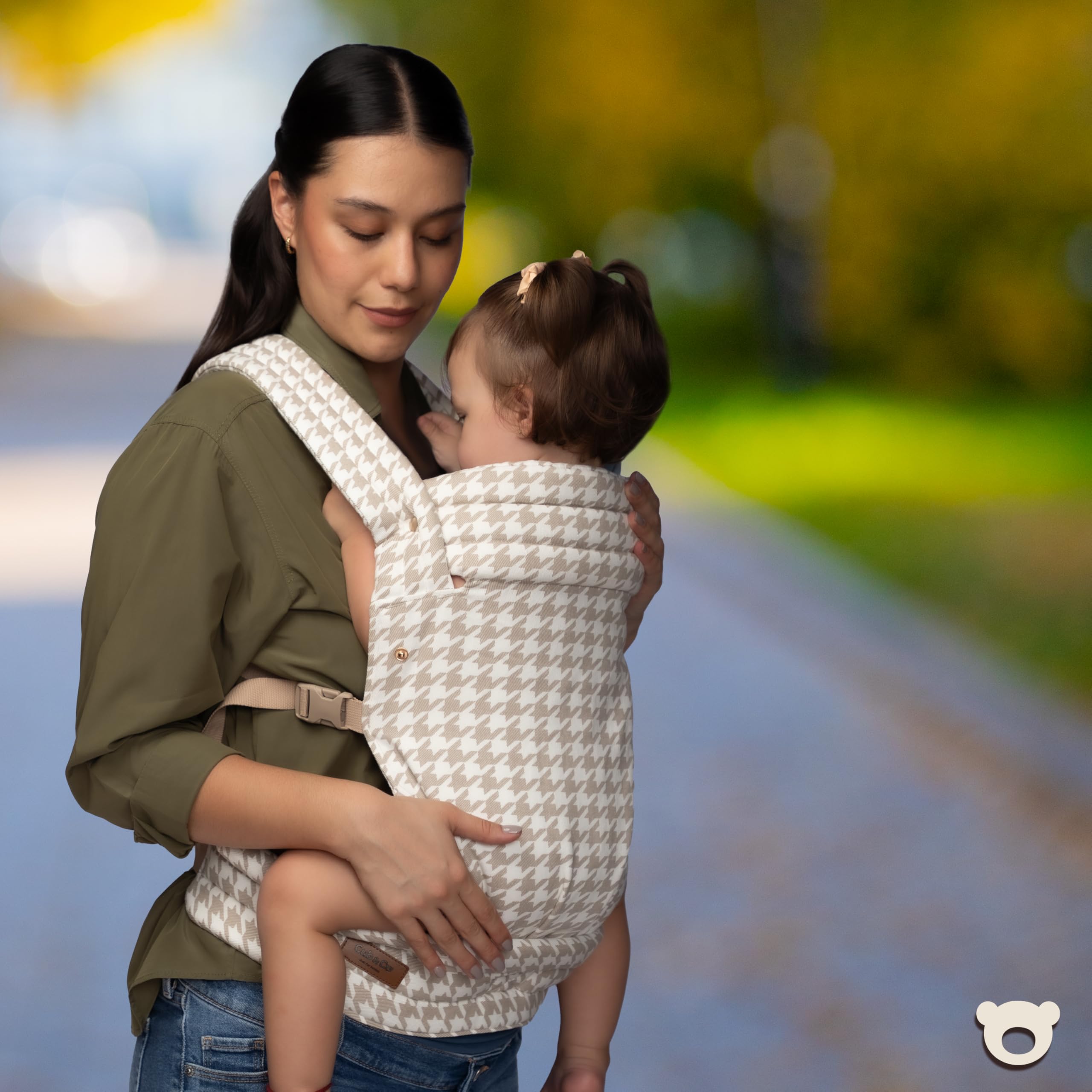 Cub & Co Ergonomic Baby Carrier head and lumbar support for comfortable wear