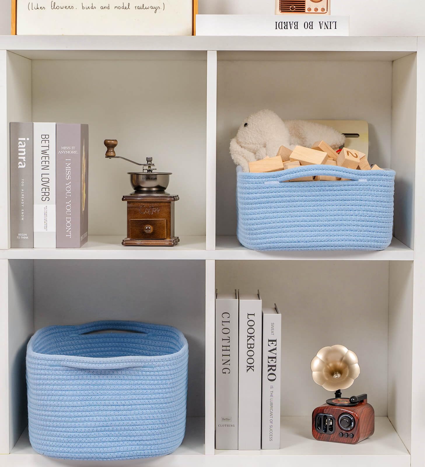 CubesLand small gift basket idea, ideal for baby showers or birthdays.