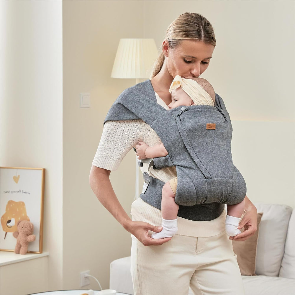 CUBY baby sleeps calmly in the carrier during strolls