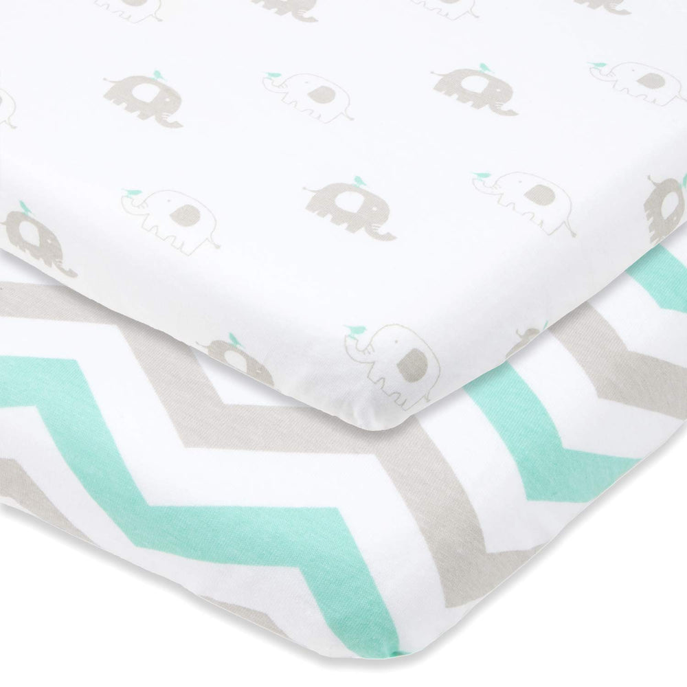 Cuddly Cubs cradle sheets 2-pack packaging enables quick night-time swaps.