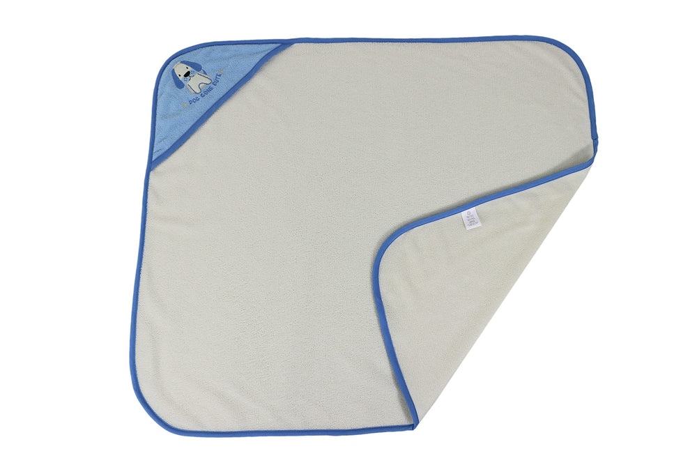 Cudlie Buttons and Stitches hooded towel durable-material photo suggests long-lasting use.