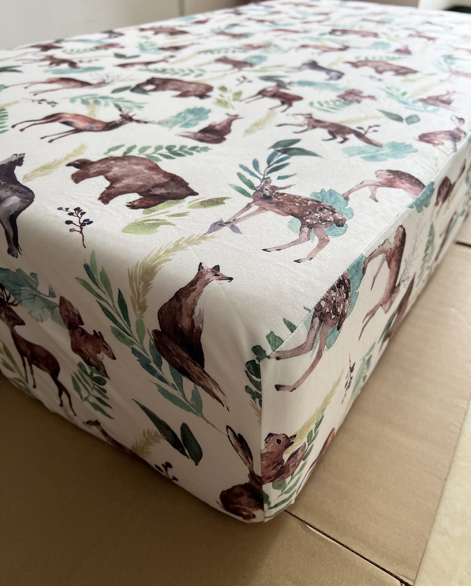 Culclendy Elk Brown Bear crib sheet durable material for everyday use