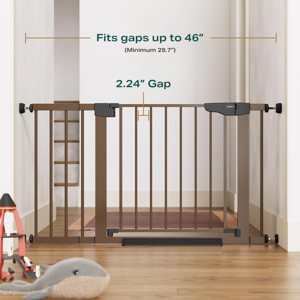 Cumbor auto-close gate demonstrates secure closure for busy households