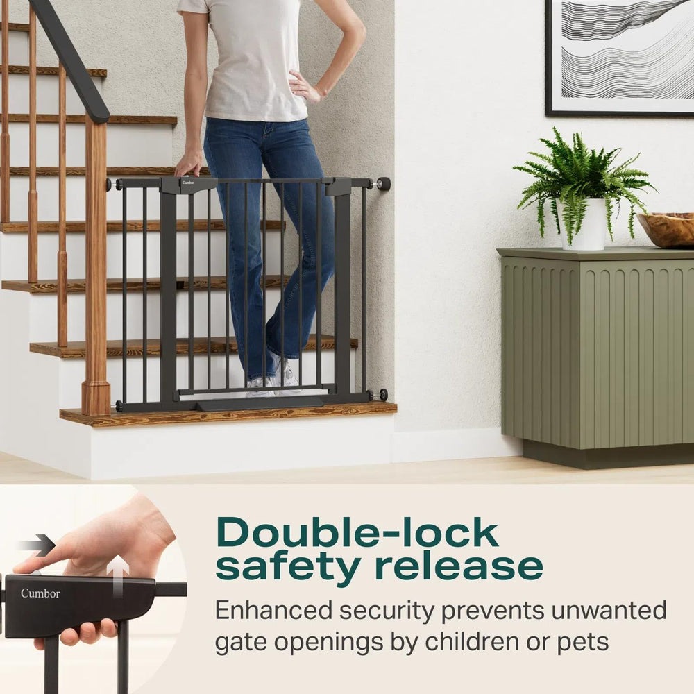 Cumbor award Mom's Choice image signals trusted family safety