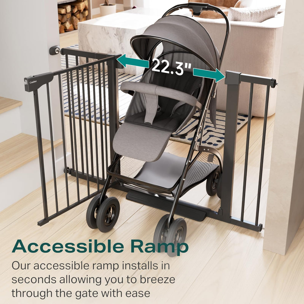 Cumbor double-lock safety release keeps toddlers secure while you pass.