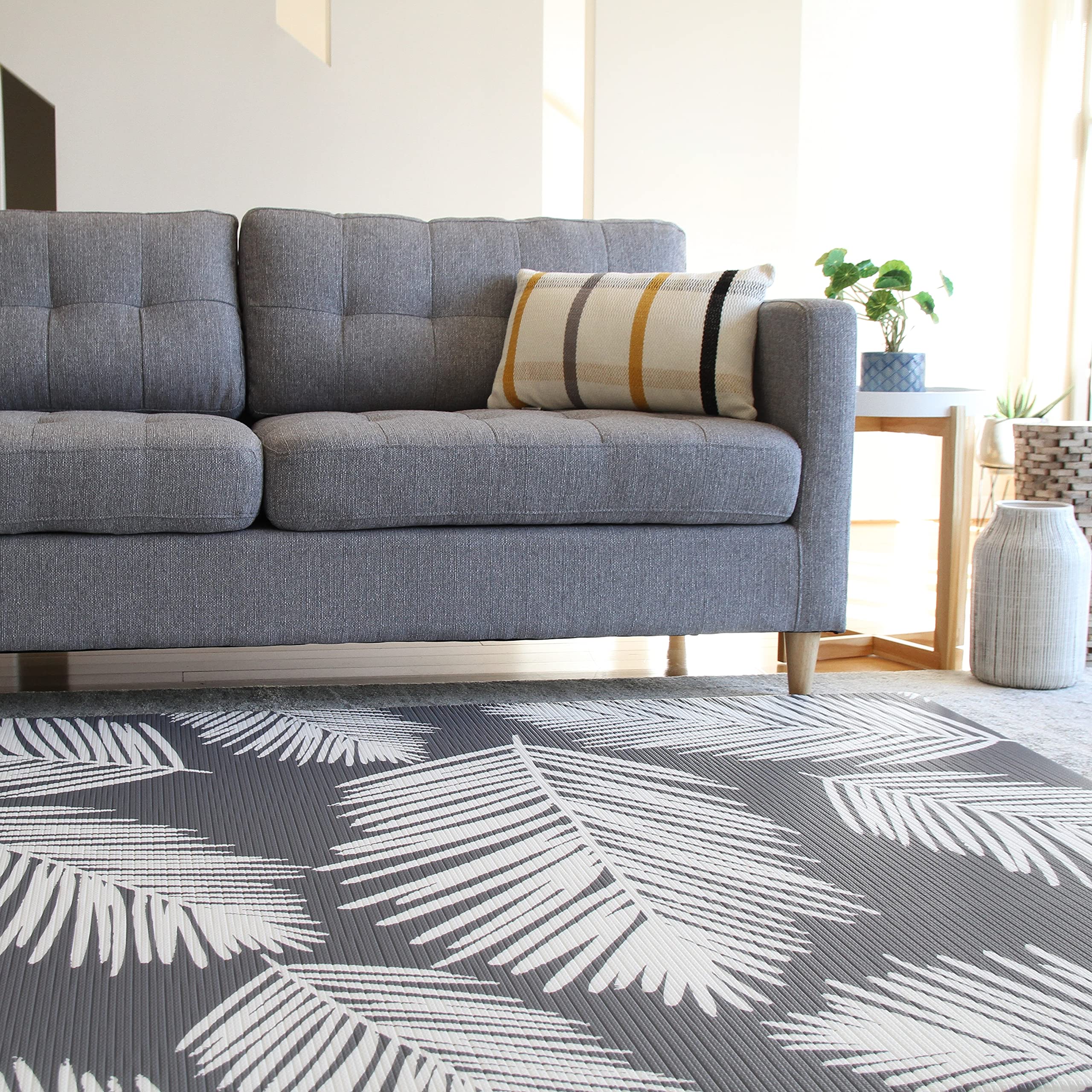 Cushmat living room and nursery design-friendly mat blending with decor for comfy play