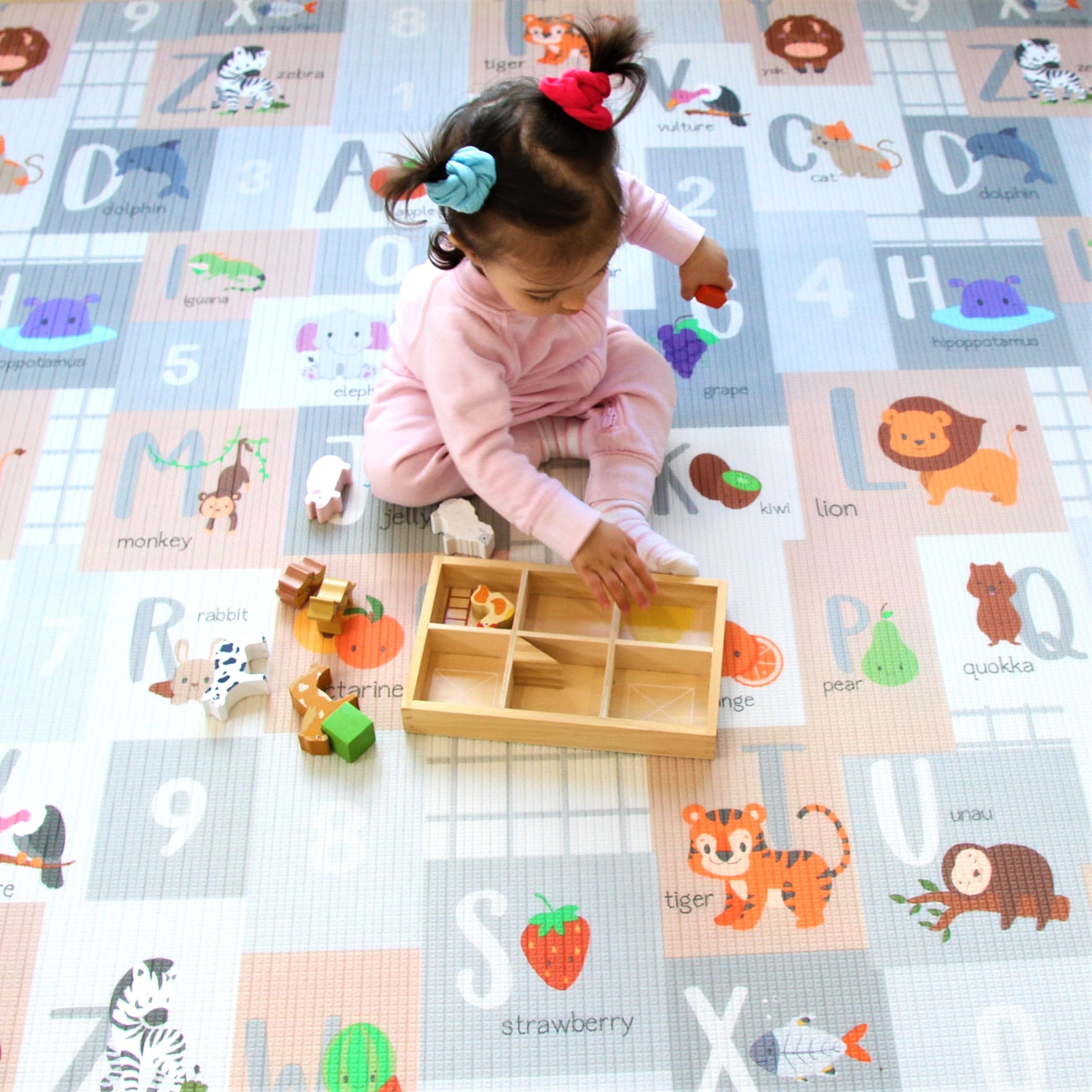Cushmat living room rug dual-use space for play and relaxation