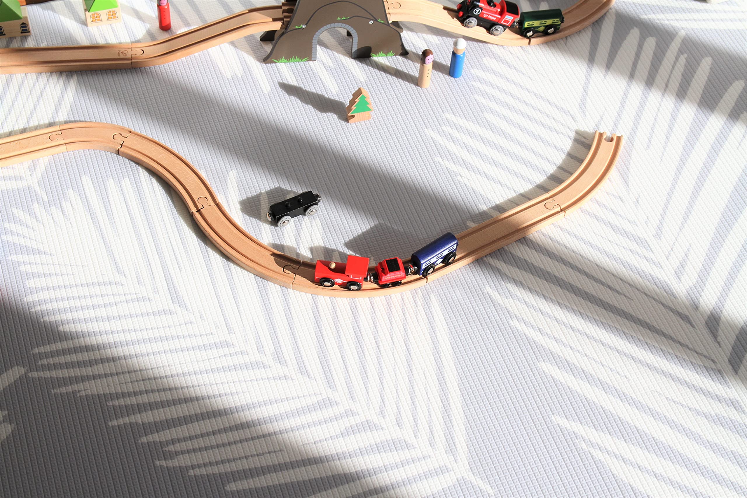 Cushmat living-room rug-style mat doubles as stylish decor and play space.