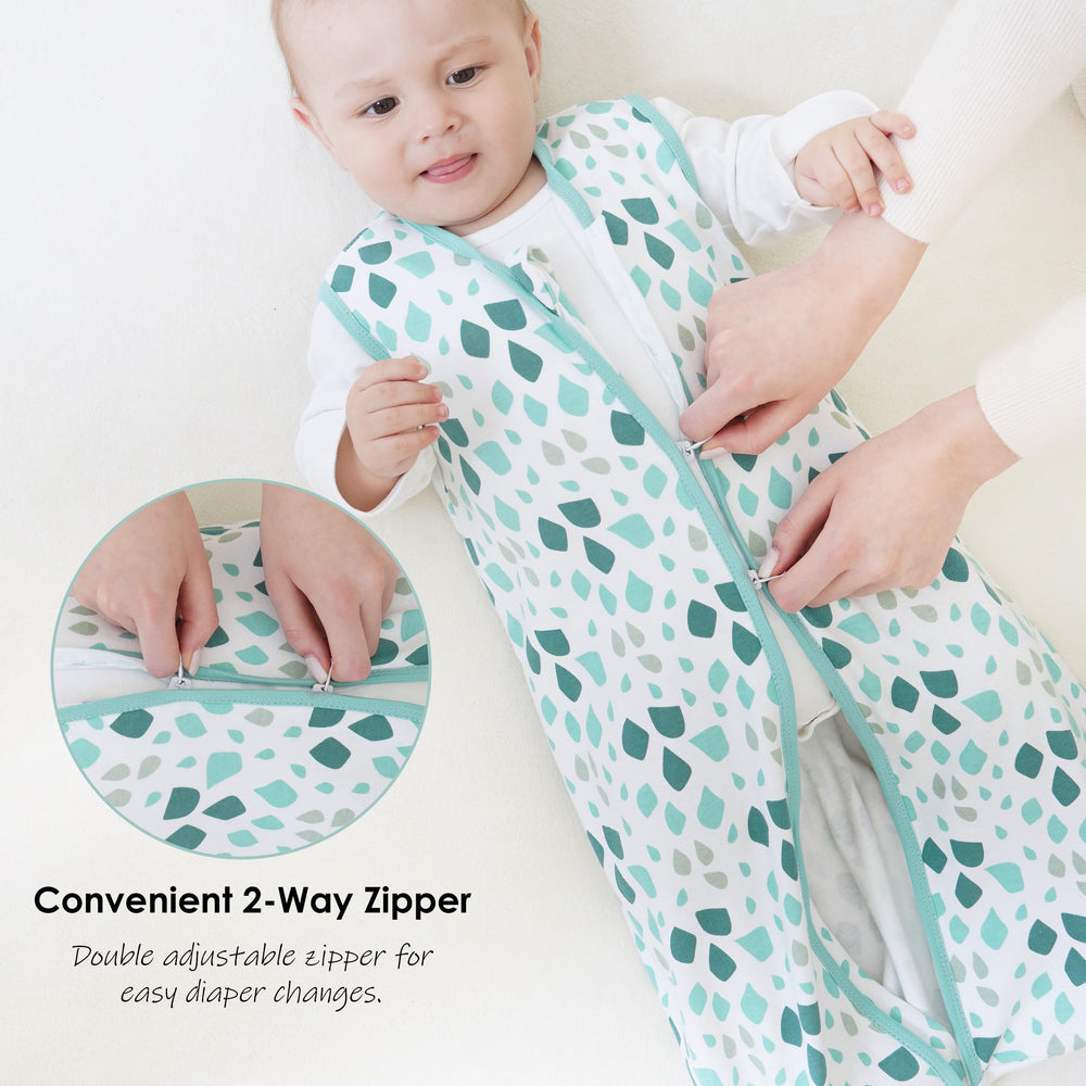 Cute Castle sleeveless design facilitates breathable warmth for baby.