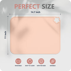 Cutebe silicone placemat with raised edge demonstrates spill containment during meals.